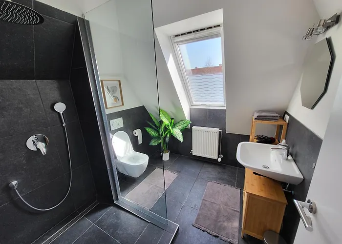 Apartman Dachgeschosswohnung 2 - Am Schloss *