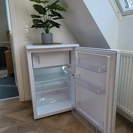 Dachgeschosswohnung 2 - Am Schloss Apartment